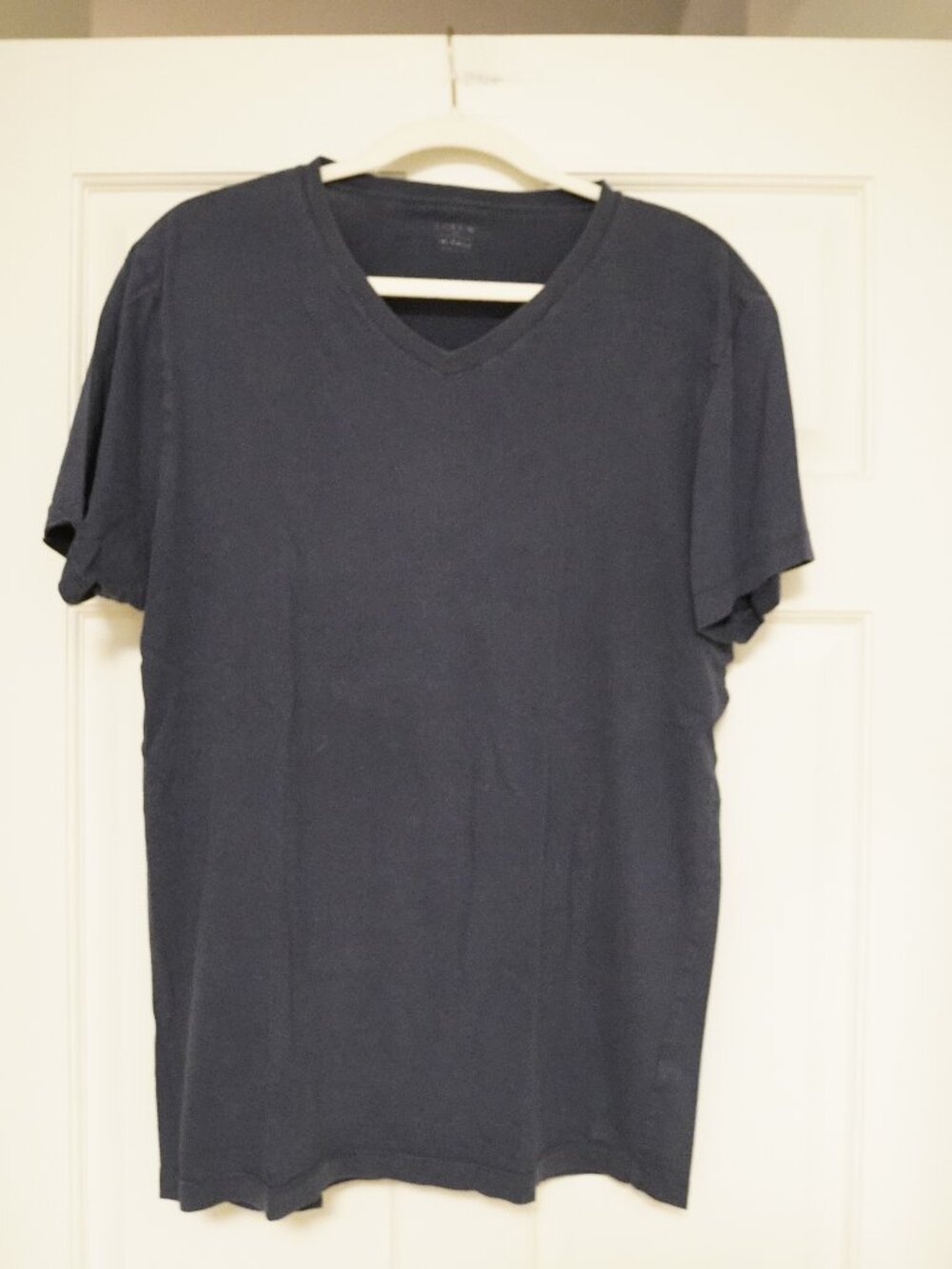 J.Crew Slim Washed Navy V-Neck Tee M Tall
